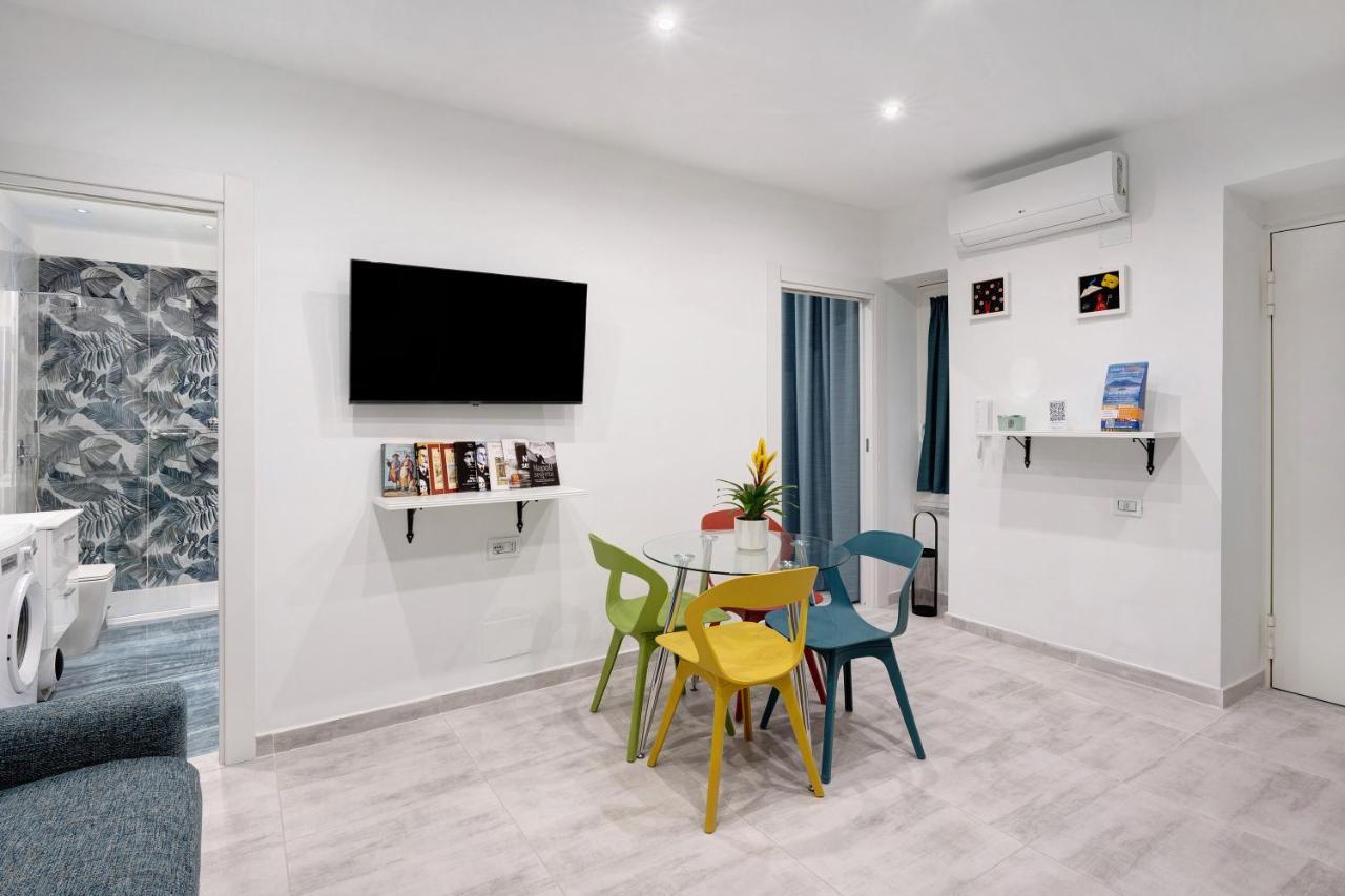 דירות נאפולי Ampolla House מראה חיצוני תמונה